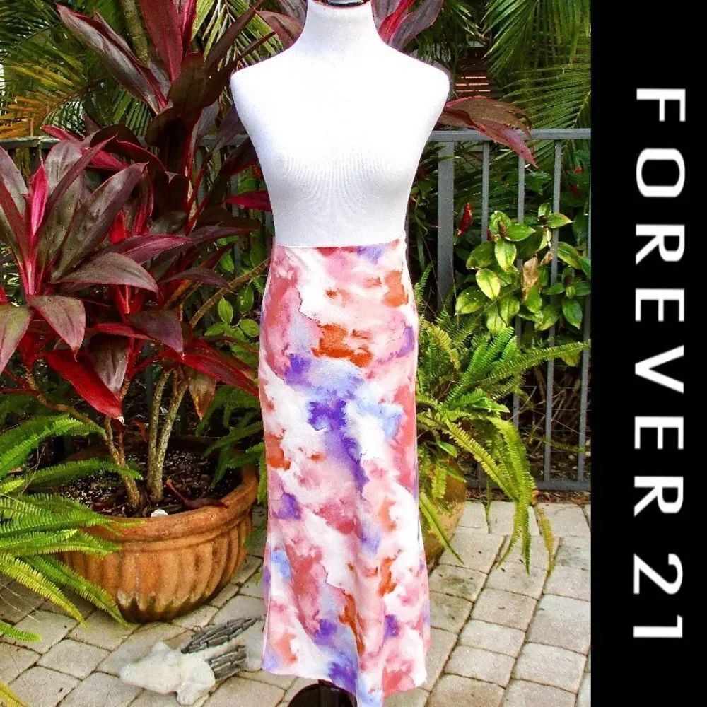 🍍3/$15🍍 Forever 21 Watercolor Maxi Skirt